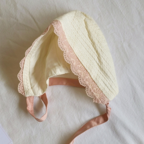 NEW shabby chic heirloom matching set romper, bonnet & booties 0-3 months baby - Picture 6 of 10